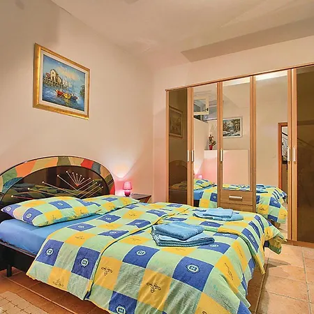 Stunning In With Wifi Tatil Evi Poreč