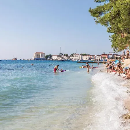 Tatil Evi Stunning In With Wifi Poreč